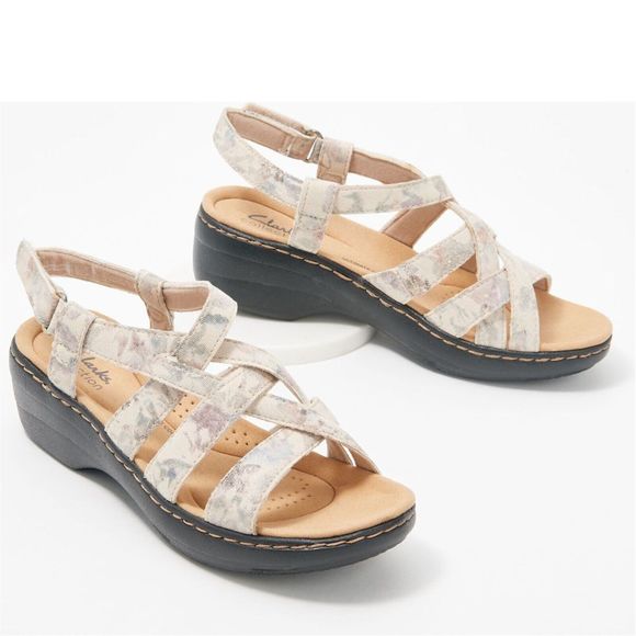 Clarks Merliah Karli Donna Sandalo Zeppa Rosa Polvere Taglia 39 EU - 2